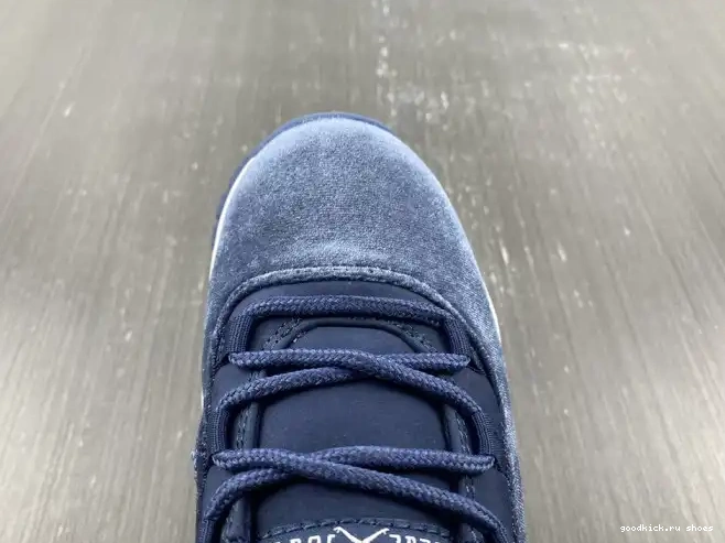 Velvet Air Navy Midnight 11 AR0715-441 WMNS Jordan 0406